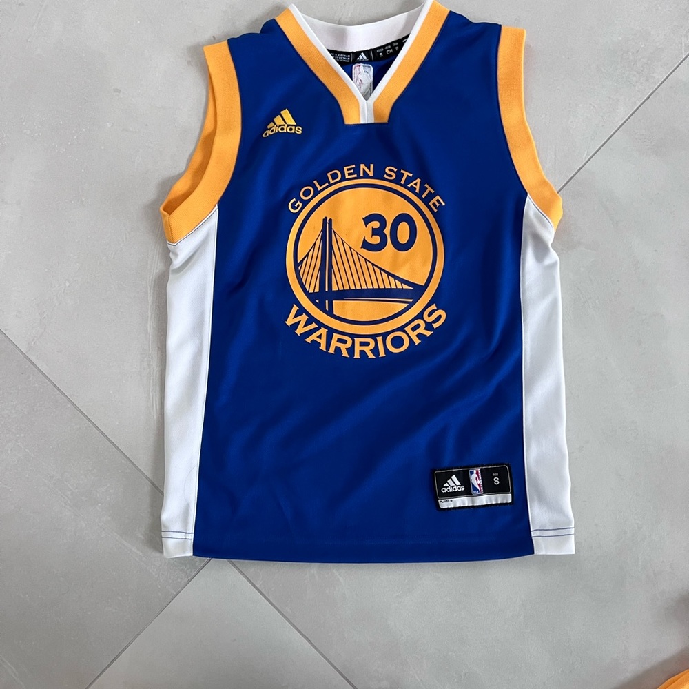 Authentic warriors Curry jersey size small